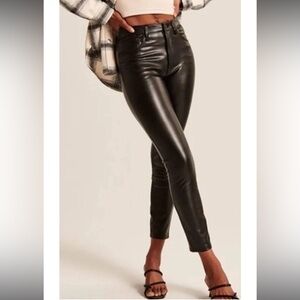 ABRECROMBIE & FITCH The Skinny High Rise leather pants (SIZE: 4s / 27)
